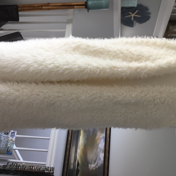 Vest Beautiful Fluffy Long - Picture 2 of 4